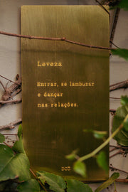 Placa Leveza