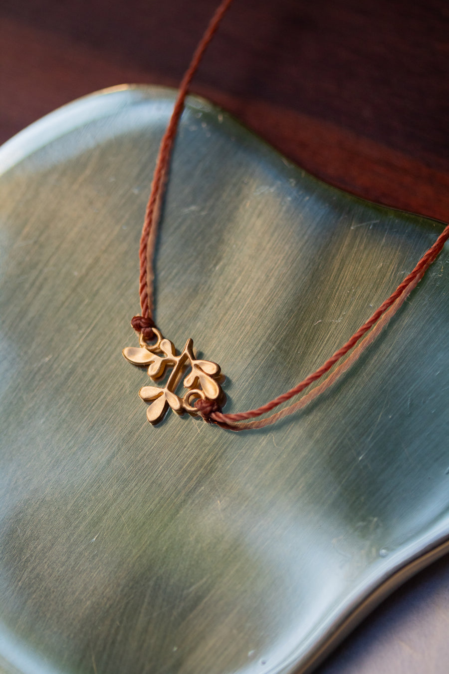 Pulseira Arrudinha Dourada Cordão