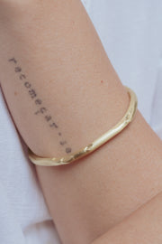 Bracelete Fluir Latão