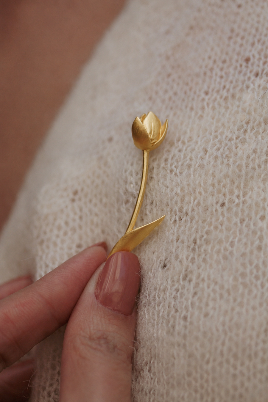 Broche Tulipa Dourado