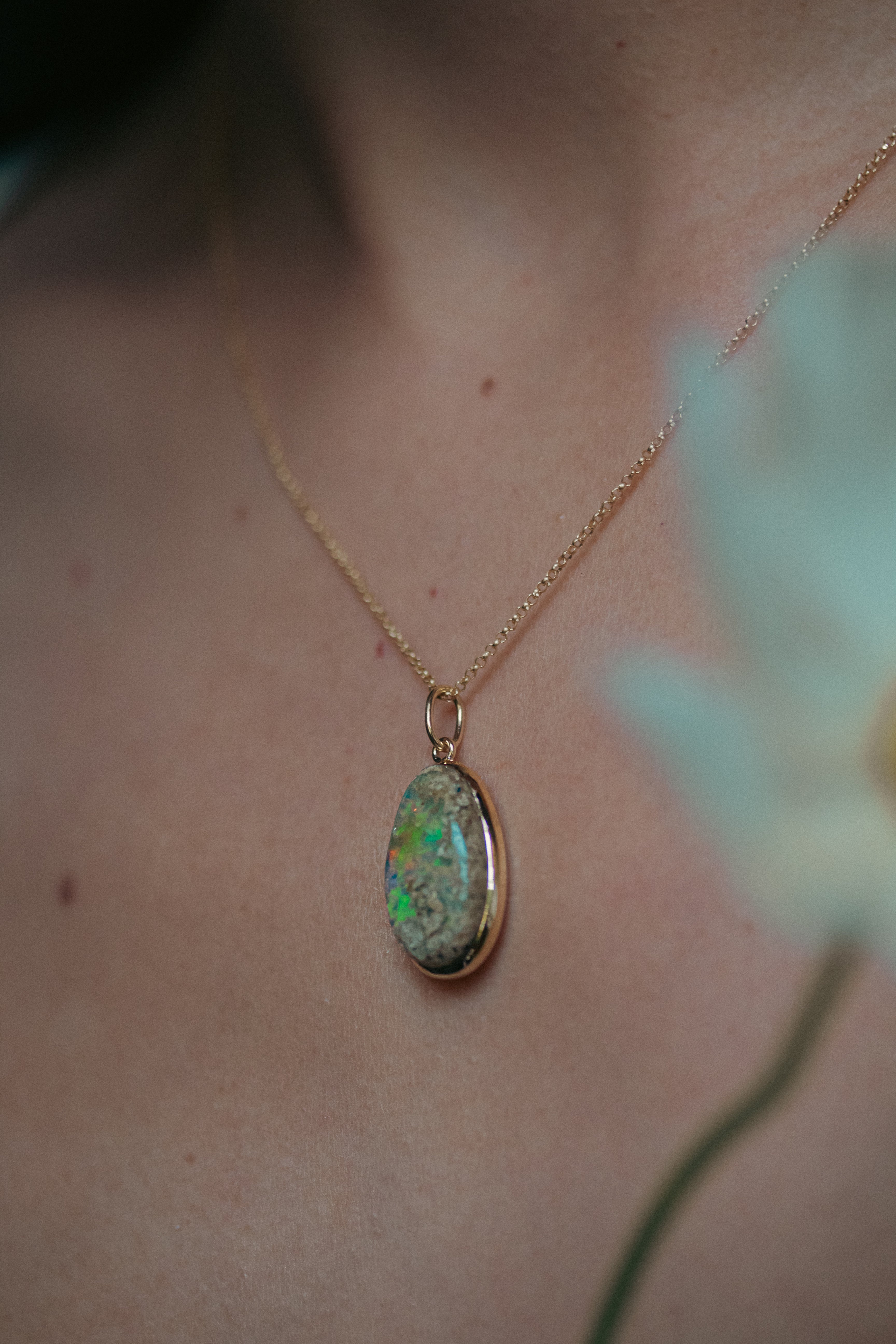 Pingente Opala Oval Ouro 18k – Diana Córdoba Design