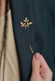 Broche Arruda G Dourado