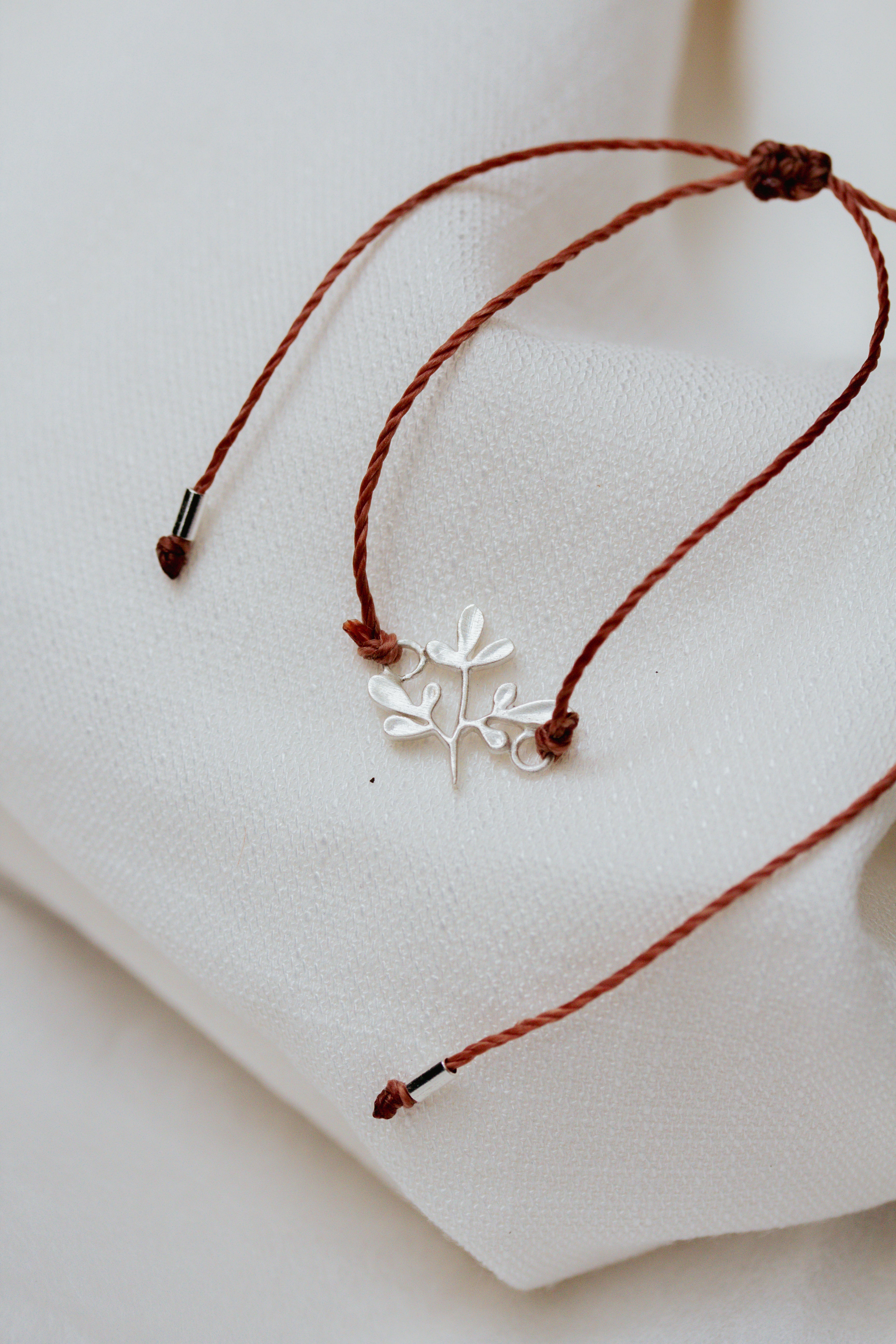 Pulseira Arrudinha Cordão Terra Cota